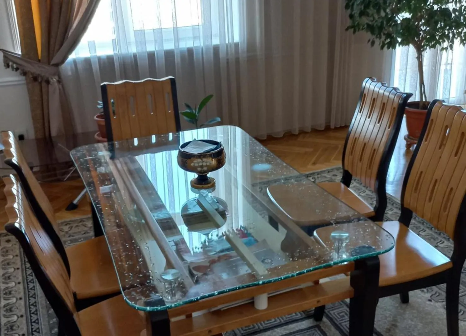 Neftiannikov Avenue Apartment Baku