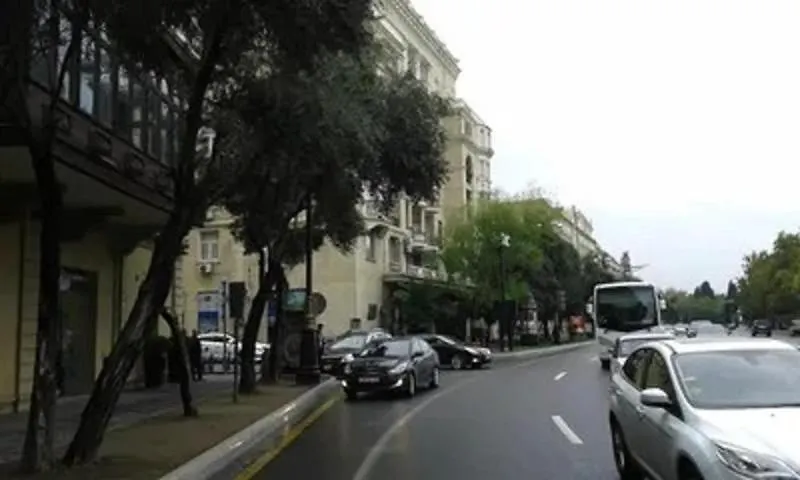 Neftiannikov Avenue Apartment Baku
