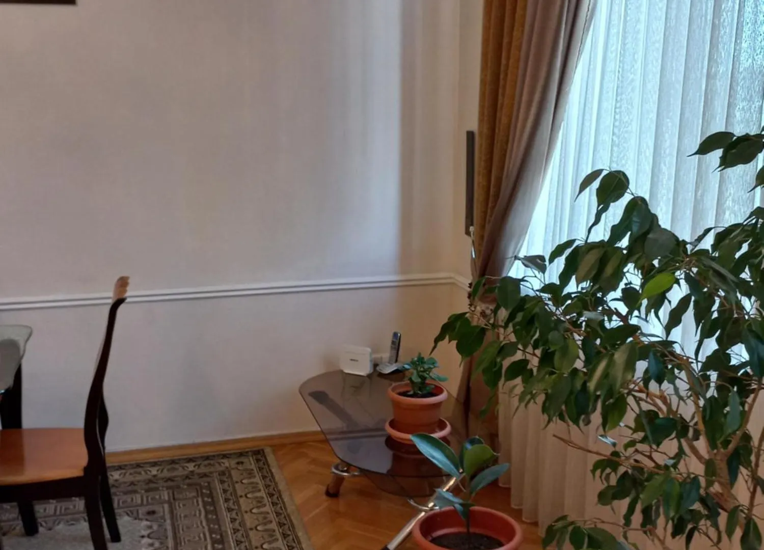 Neftiannikov Avenue Apartment Baku